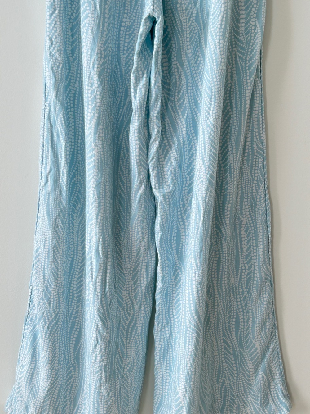 Joie Linen Blend Wide Leg Smocked Waist Light Blue & White Pants - Picture 11 of 16